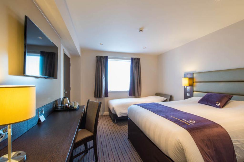 Premier Inn Peterborough - Ferry Meadows Eksteriør billede