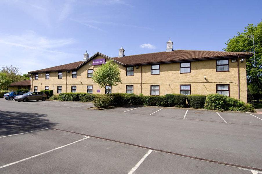 Premier Inn Peterborough - Ferry Meadows Eksteriør billede