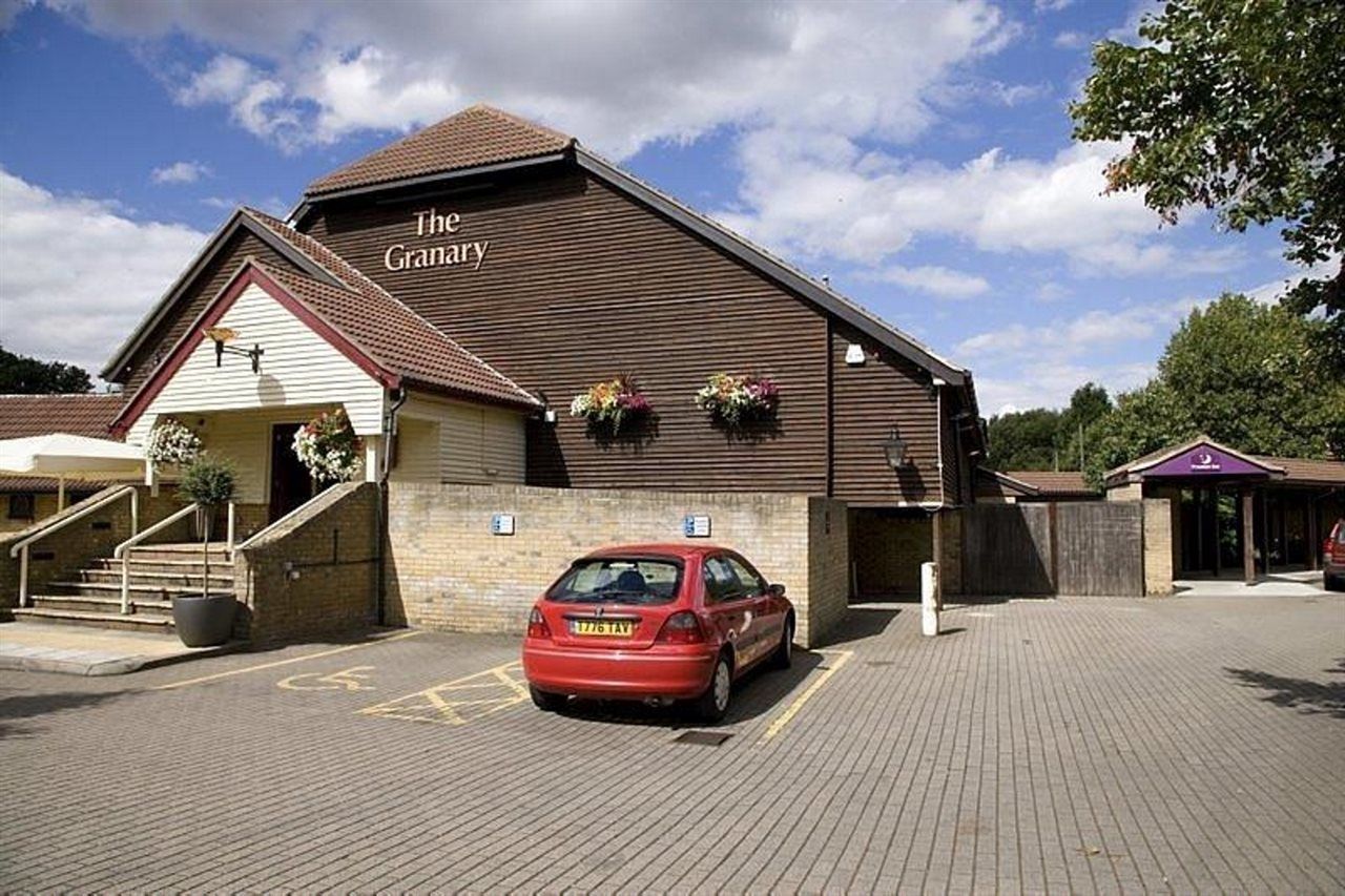 Premier Inn Peterborough - Ferry Meadows Eksteriør billede