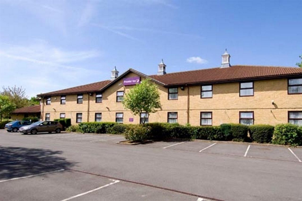 Premier Inn Peterborough - Ferry Meadows Eksteriør billede