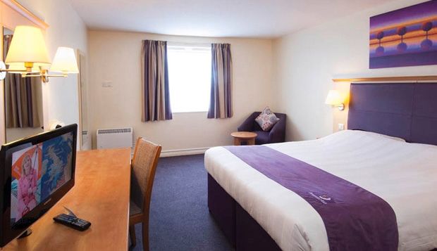 Premier Inn Peterborough - Ferry Meadows Eksteriør billede